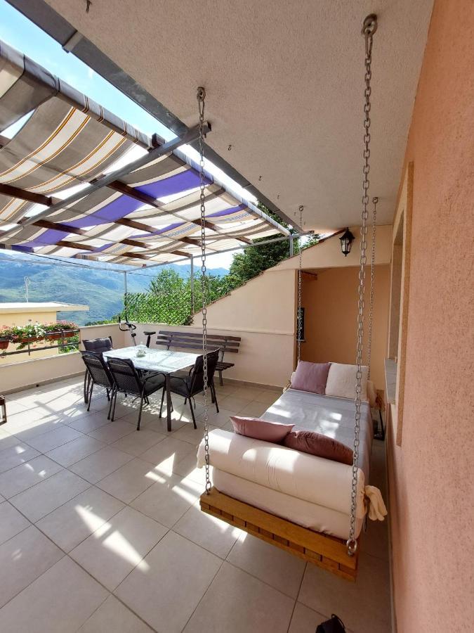 Village Apartment Zagvozd エクステリア 写真